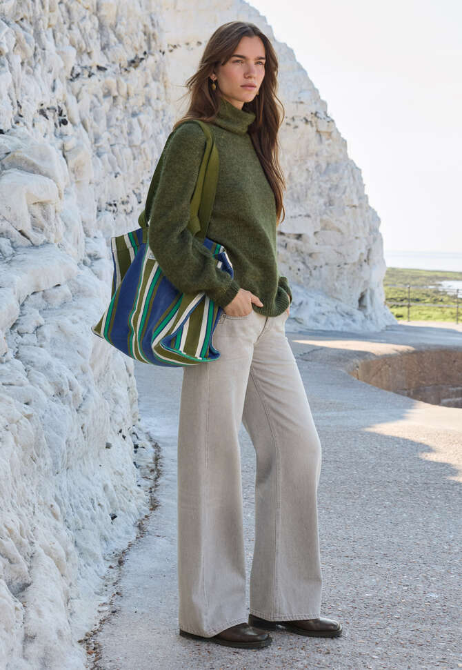 Raglanpullover mit hohem Kragen, Waldgr&uuml;n, completeTheLook