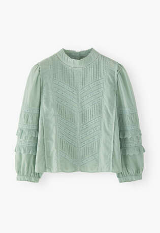 Aufwendig gearbeitete Bluse, Meerschaum, webstill